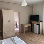 Doctor\'S Guest House Rooms